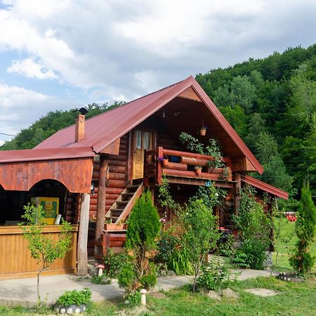 Plav Riverside Village 外观 照片
