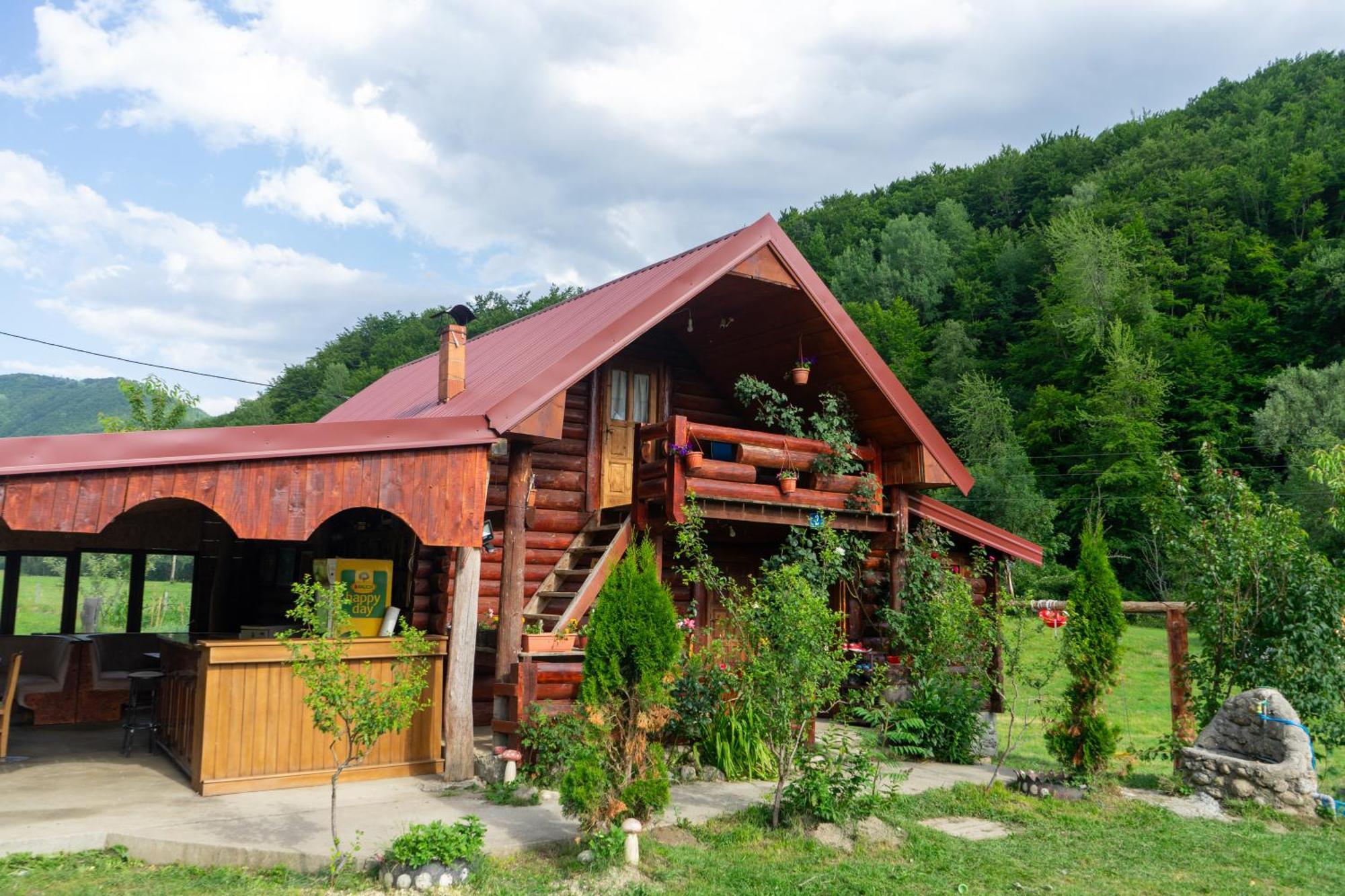 Plav Riverside Village 外观 照片